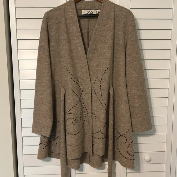Anthropologie Tan Cardigan with brown Accents 100% wool - Picture 3 of 11